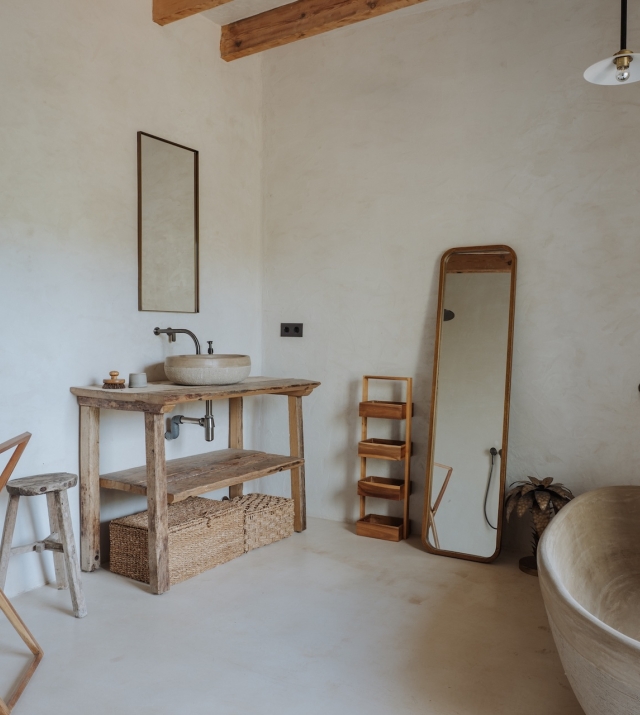 Resa estates ibiza villa Reno finca renovated te koop sale bathroom.jpg